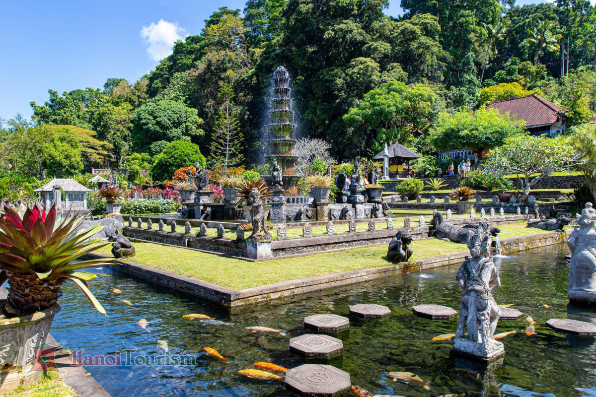 Cung Điện Nước Tirta Gangga - Bali (Indonesia)