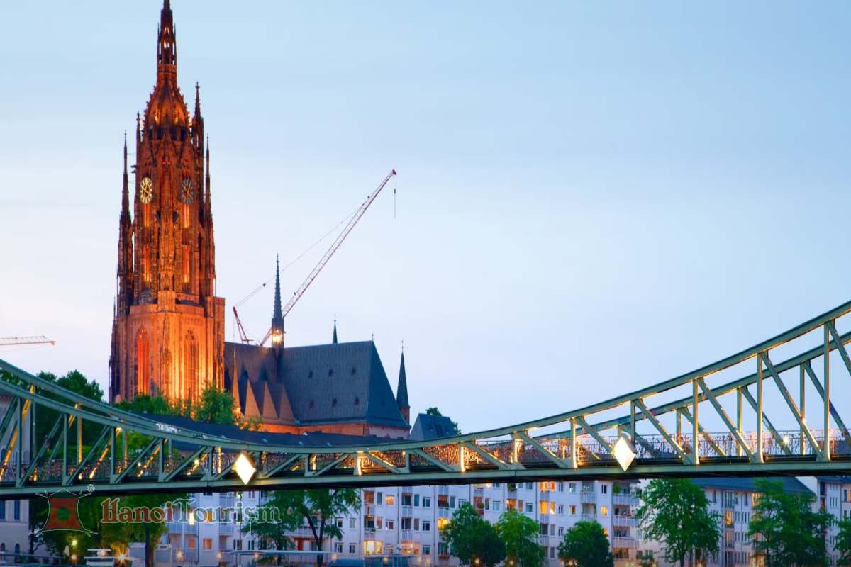 Thánh đường Saint Barthelemy – Frankfurt - Đức