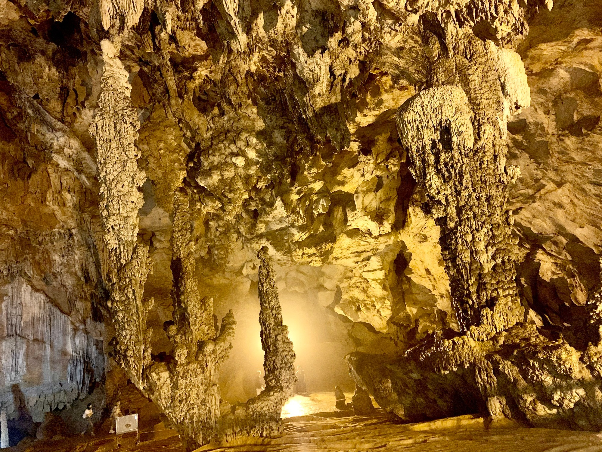 Động Ngườm Ngao - Cao Bằng